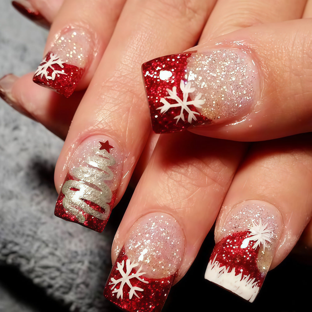 Kunstnägel mit Festlichem Weihnachtsdesign Karnz