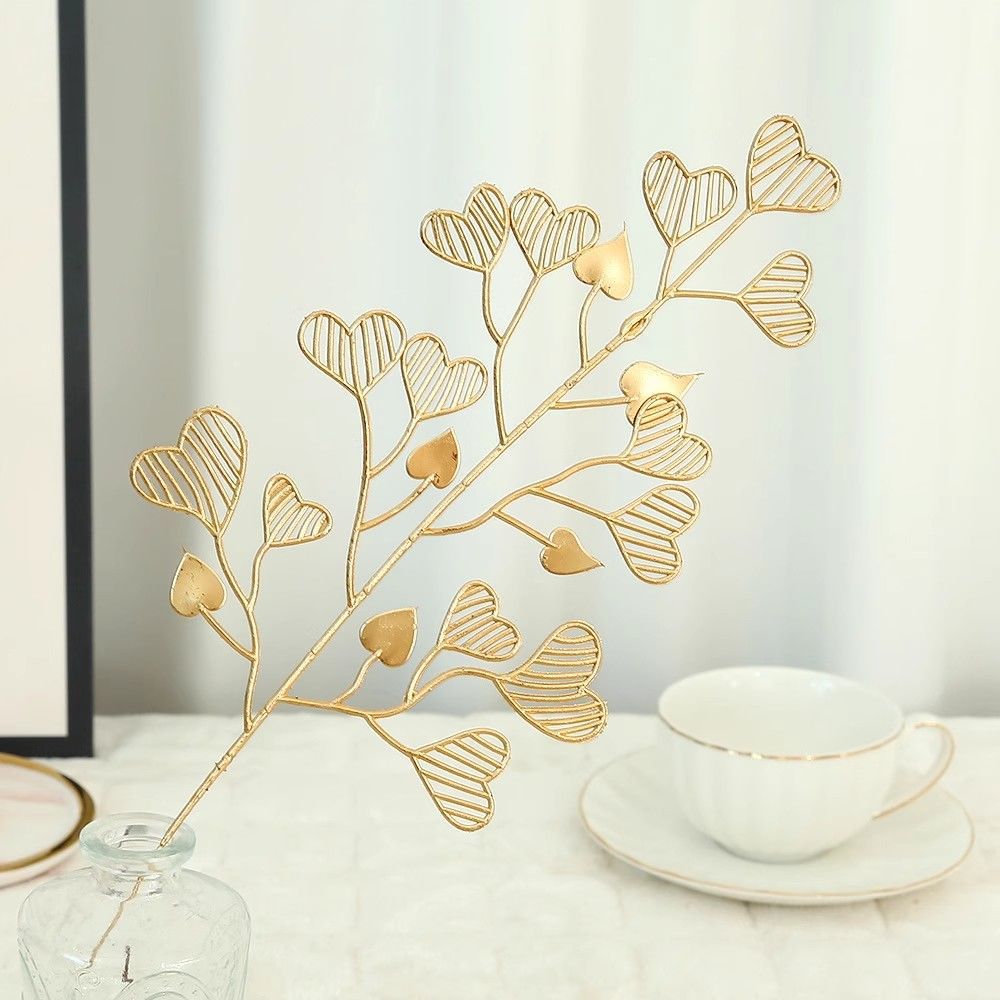 Elegante Metallblätter Dekoration Karnz
