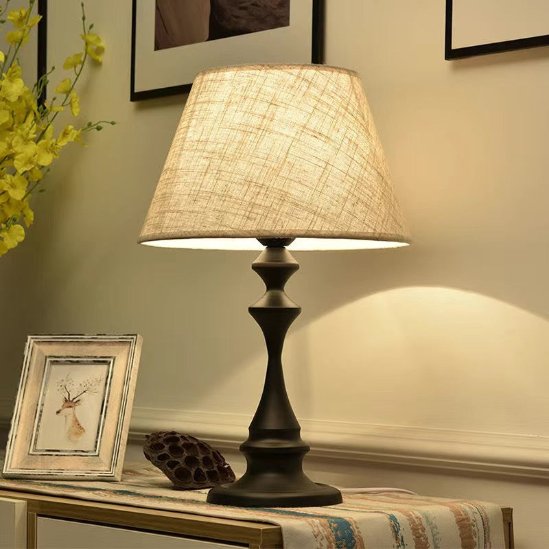 Elegante Tischlampe