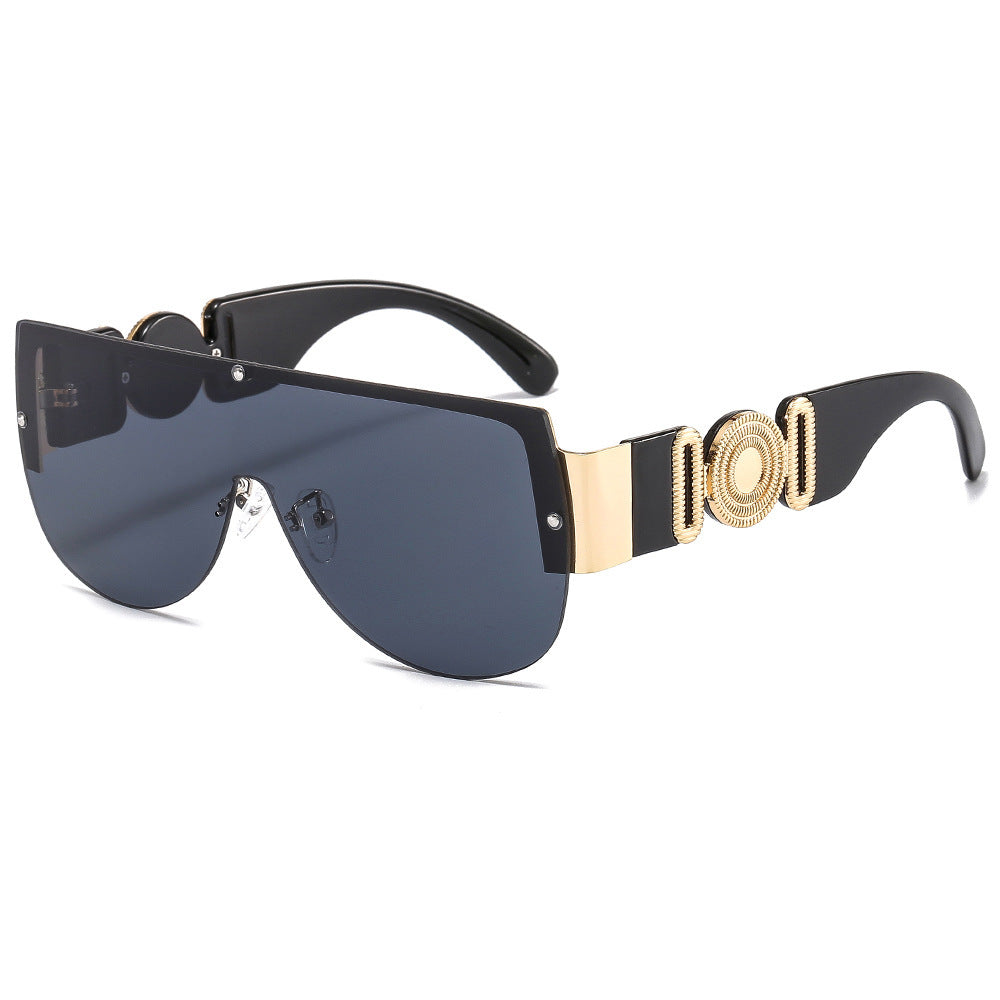 Damen oversized Sonnenbrille mit luxuriösem Goldakzent Karnz