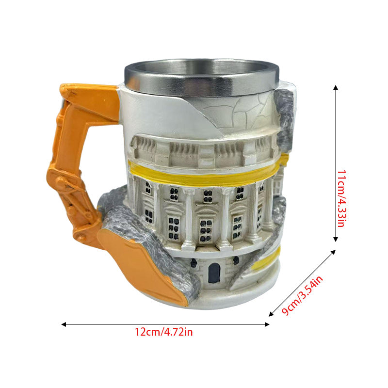 Kreativer Bauarbeiter Becher Karnz