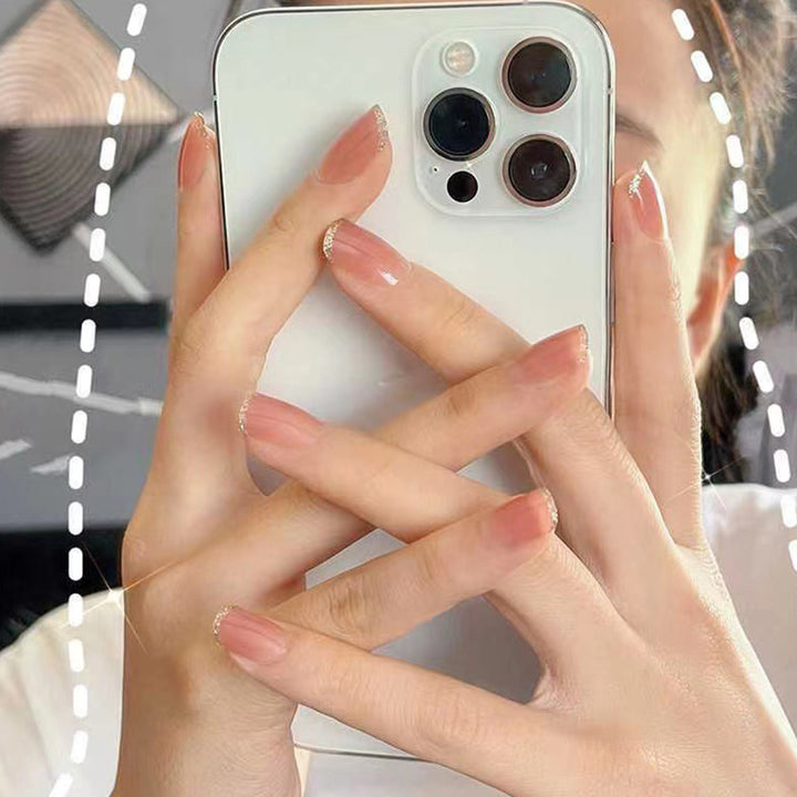 Elegante natürliche Finish-Nagelverlängerungen