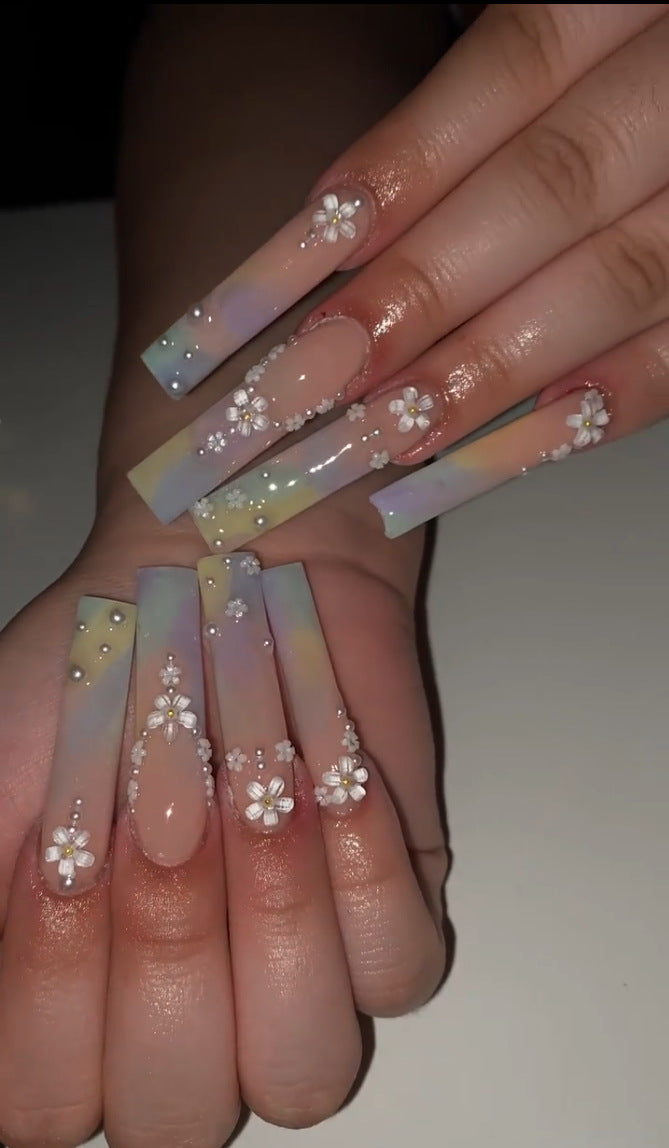 Blumeninspirierte Press-On Nagelset Karnz 1789085994