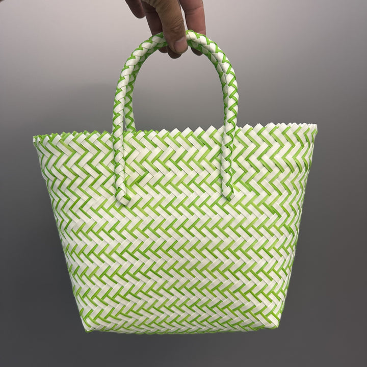 Handgefertigte Basttrage Tasche Karnz