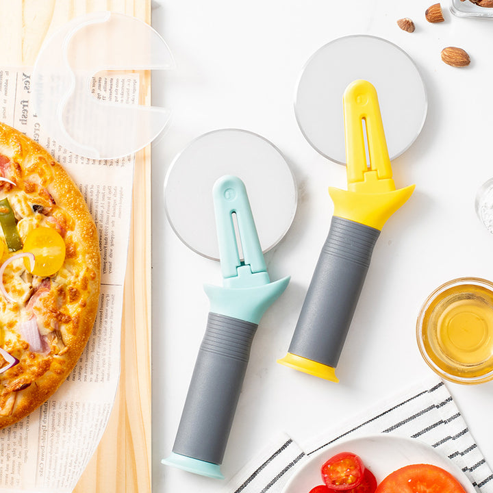 Ergonomischer Pizzaschneider mit Sicherheitsmechanismus Karnz