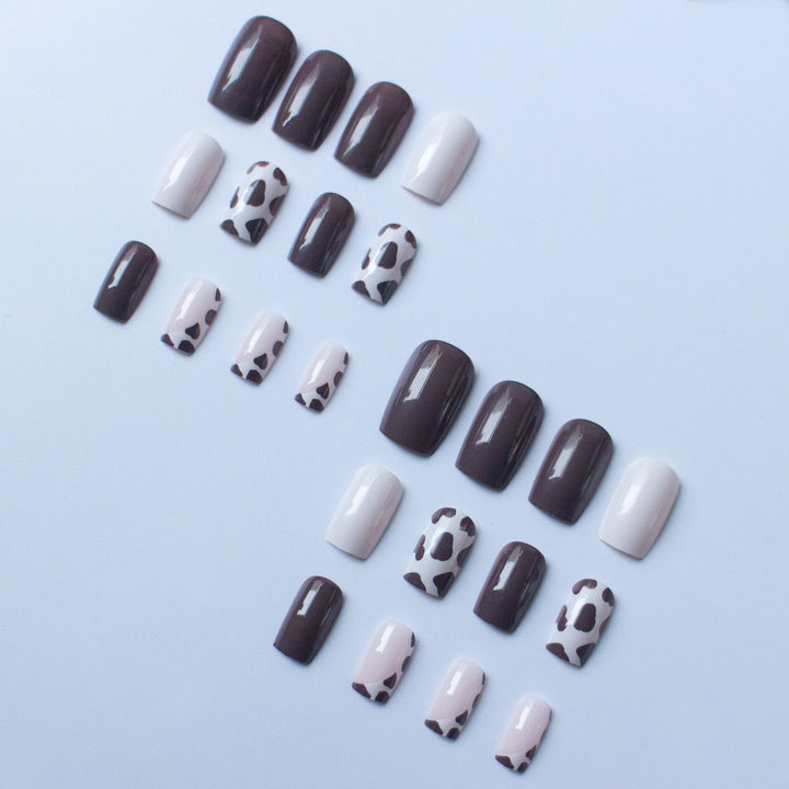 Künstlerisches Kuhflecken-Nagelkunst-Set