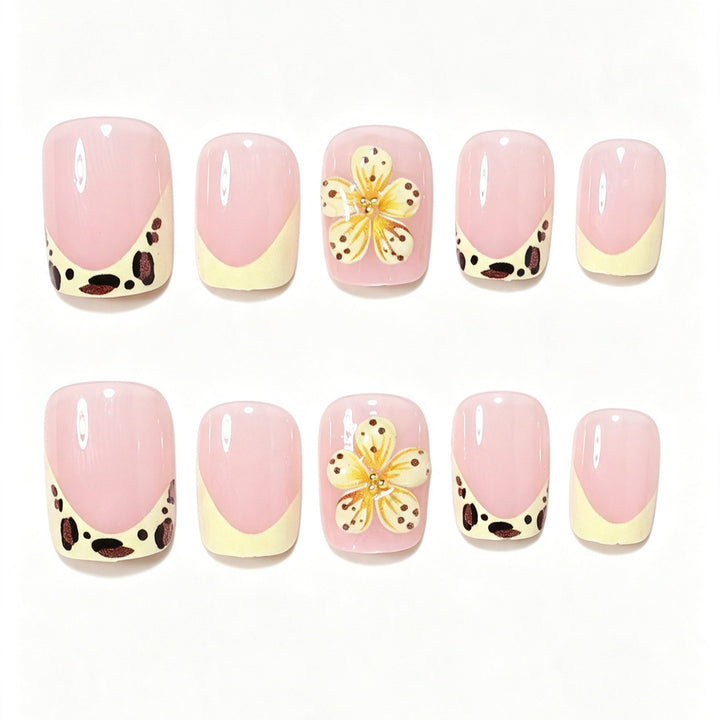 Blumeninspirierten Nail Art Tipps Karnz
