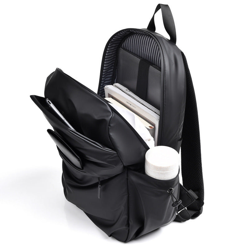 Schlanker Wasserdichter Reise-Rucksack Karnz