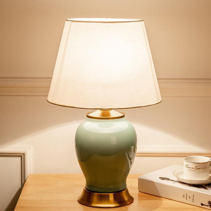Elegante Keramik-Tischlampe