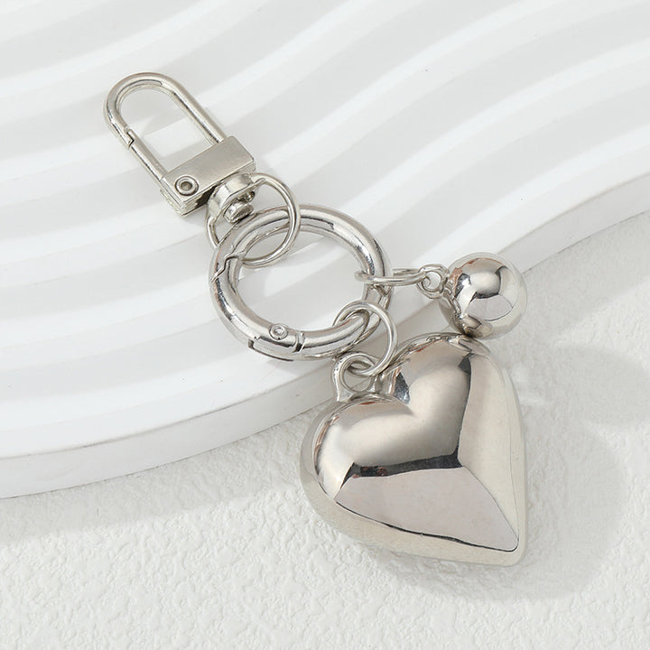 Herzförmiger Charm Schlüsselanhänger Karnz