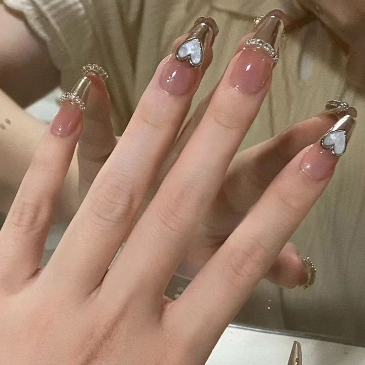 Dekorative Press-On Nagelspitzen Karnz