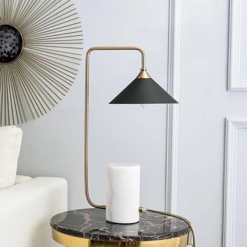 Moderne Marmor Tischlampe mit verstellbarem Schirm