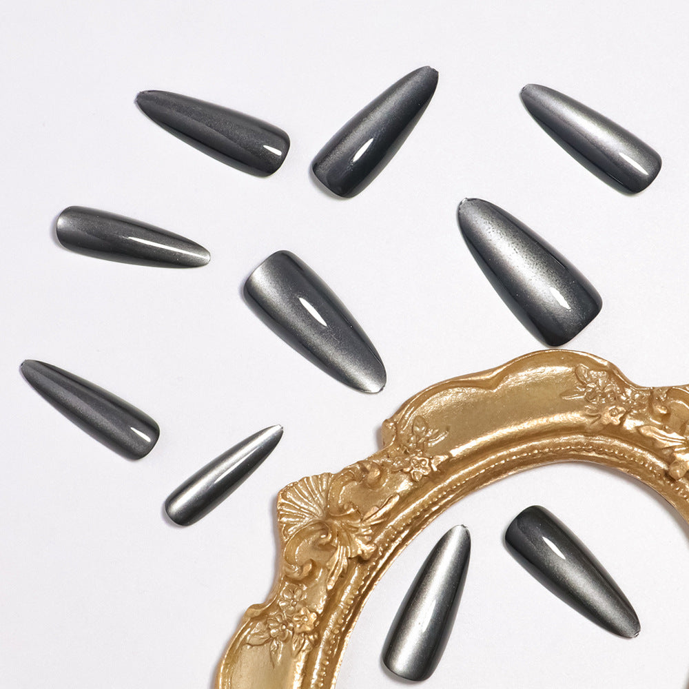 Gel-Nagel-Spitzen Karnz