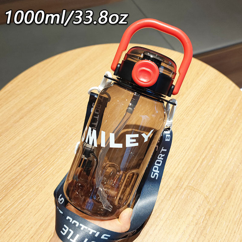 Damen Sportliche Trinkflasche mit praktischem Tragegurt Karnz