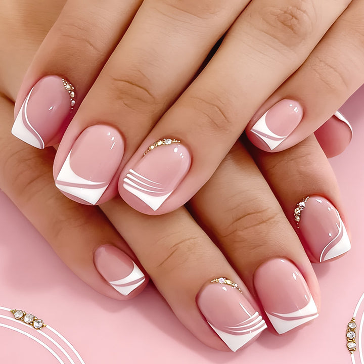 Elegante Französische Spitze Press-On Nagelkunst Karnz