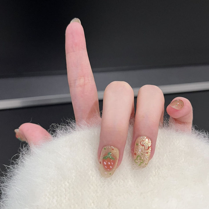 Künstlerisches Erdbeer-Themen-Press-On-Nagelset Karnz
