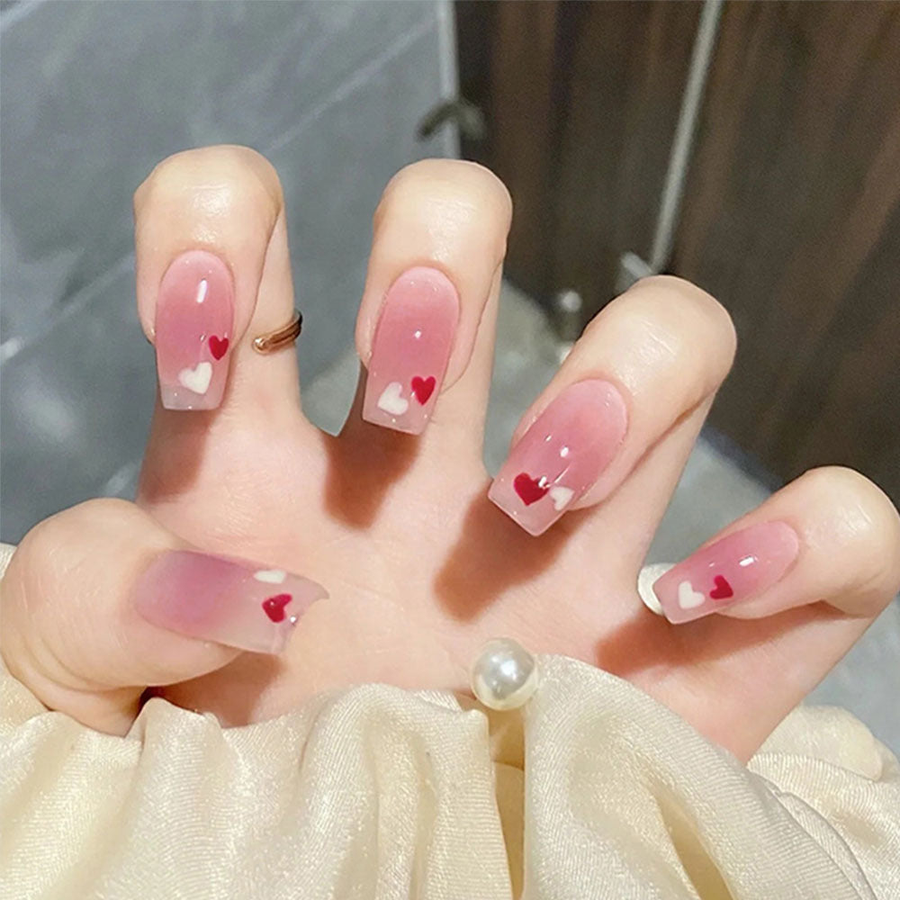 Elegante Nagelpflege Karnz
