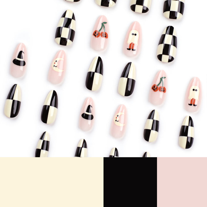 Künstliche Nagelkunst im Halloween-Design Karnz