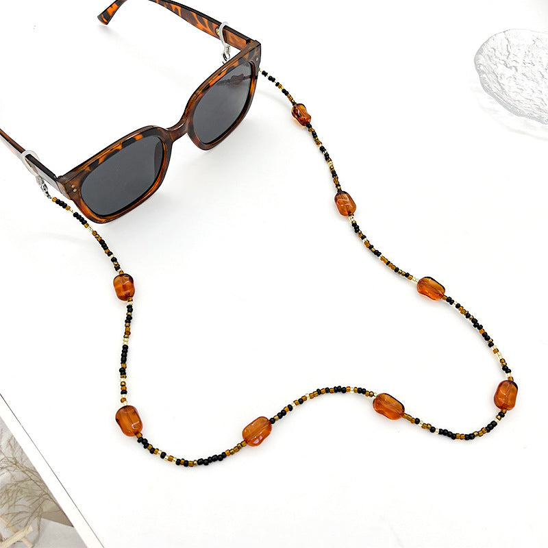 Stylischer Perlen-Brillenhalter Karnz