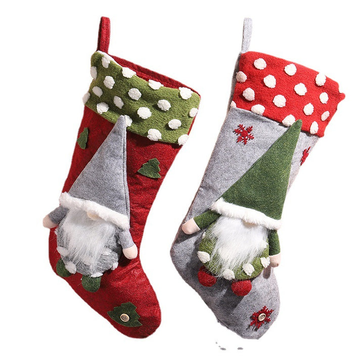 Niedlicher Weihnachtsstrumpf mit Gnom-Motiv Karnz