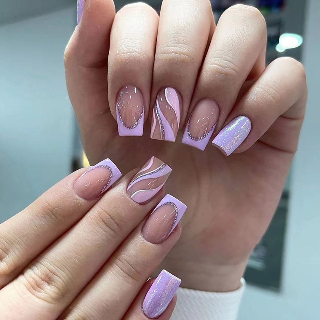 Elegantes Press-On-Nageldesign