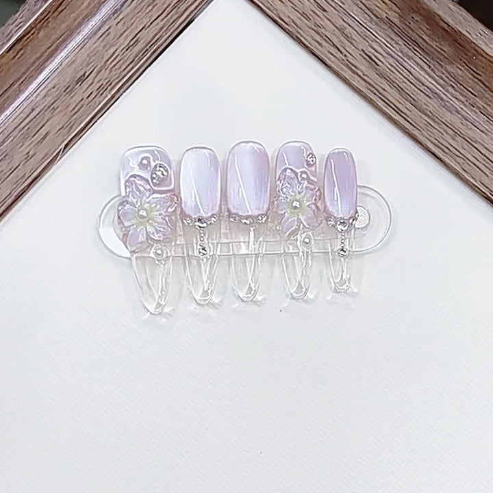 Blumenverzierte Press-On Nagelset Karnz