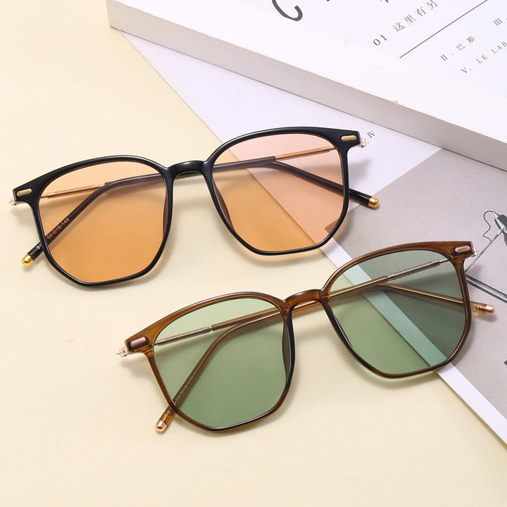 Damen Modische Brille im zeitlosen quadratischen Design Karnz
