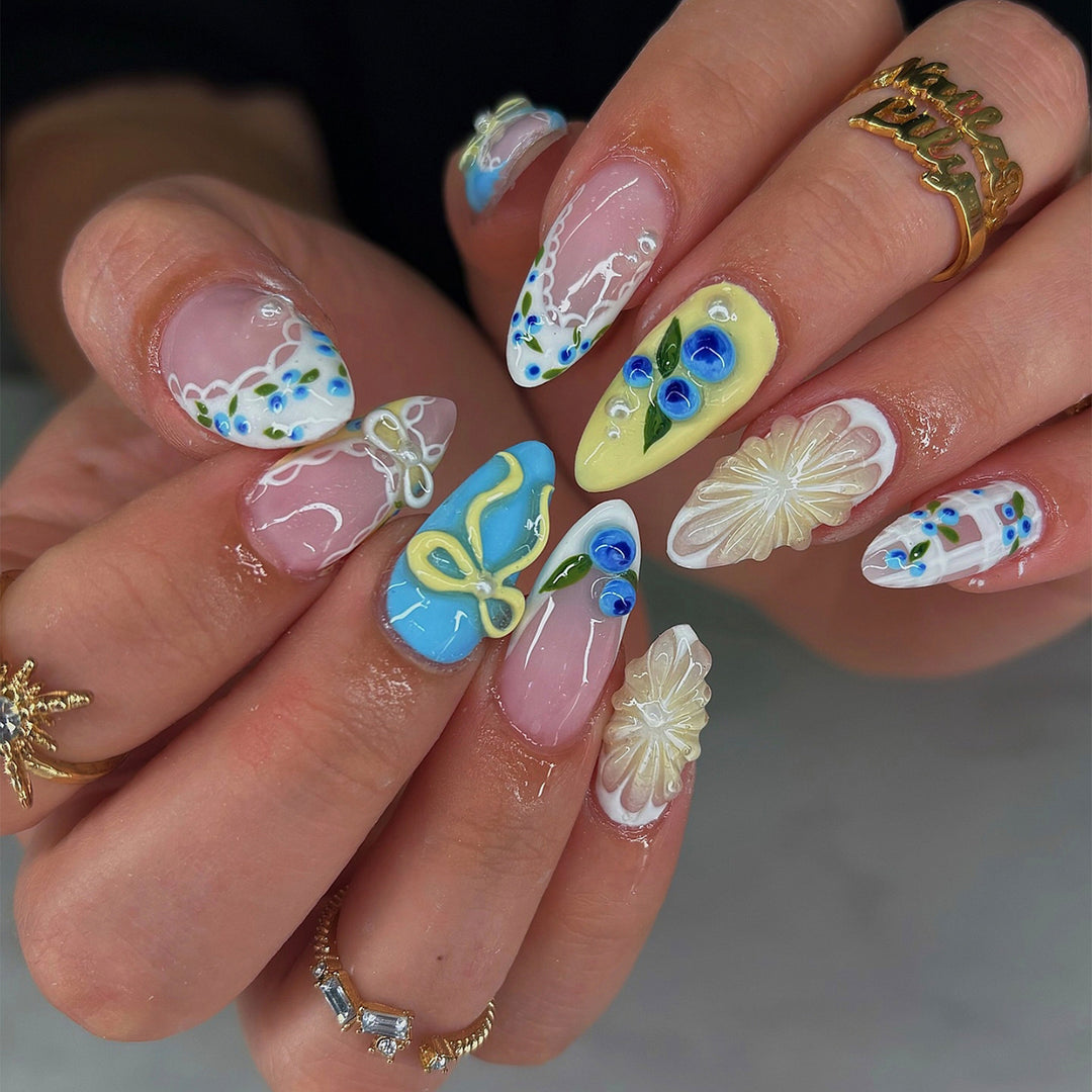 Künstlerisches 3D Dekorativer Press-On Nagel Set