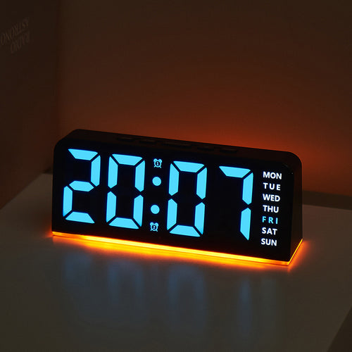 Digitaler LED-Wecker mit Farbwechsel Karnz