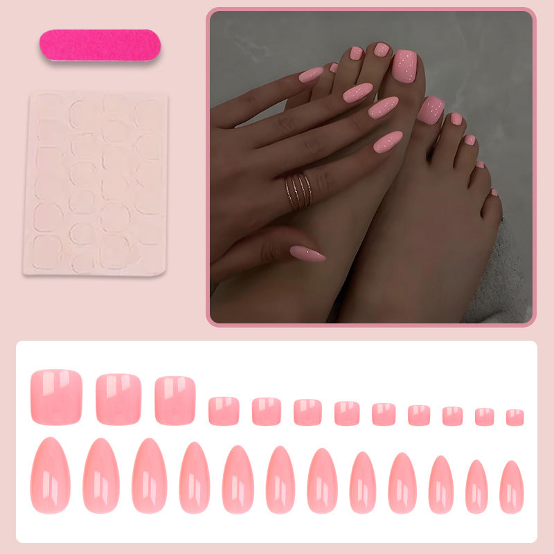 Kunstnagelset mit eleganten Hochglanz-Fingernägeln und Fußnägeln Karnz
