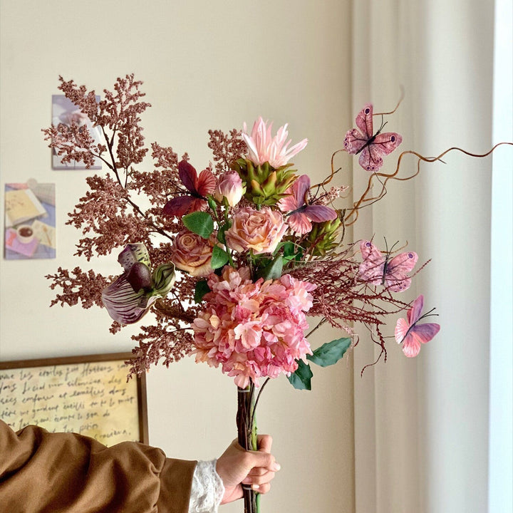 Luxuriöse Blumenarrangement