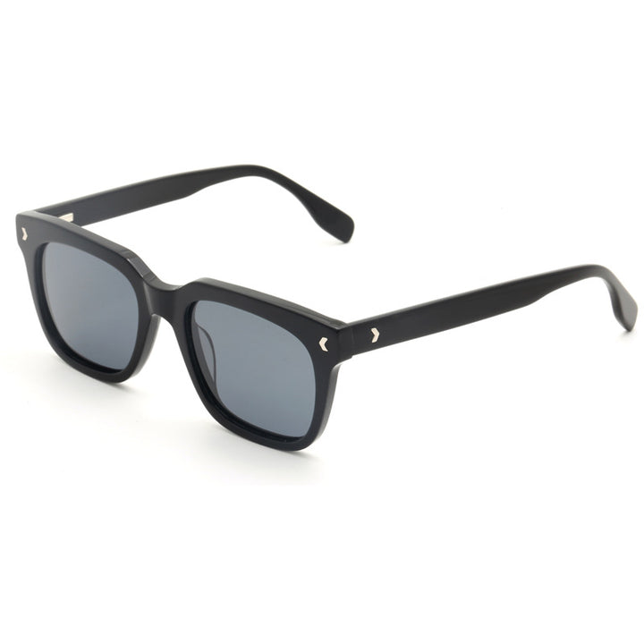 Damen modische oversized Sonnenbrille mit innovativem Kunststoffgestell Karnz