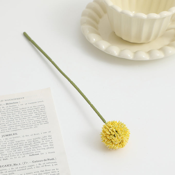 Künstlicher Blumenstängel mit detaillierten Blüten Karnz