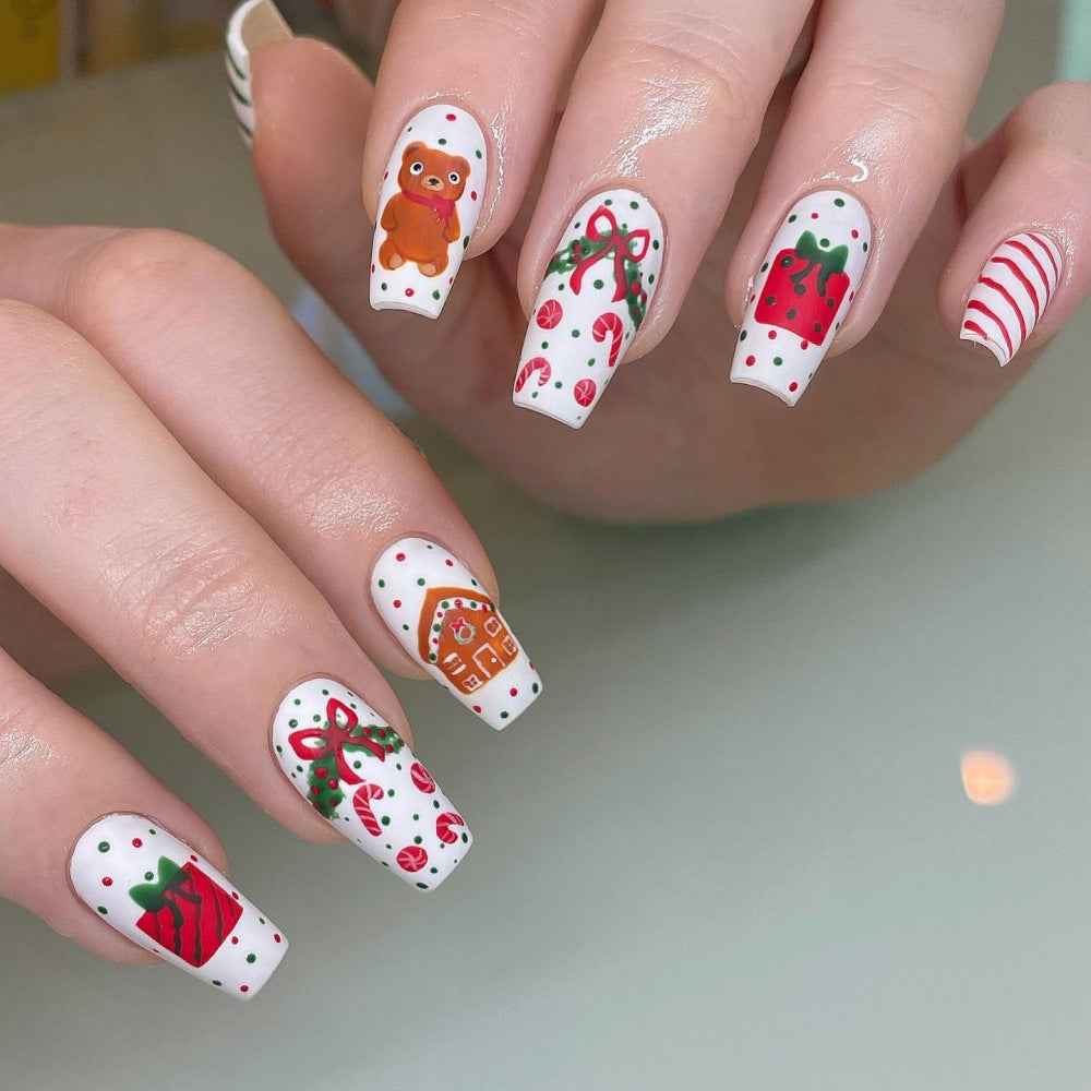 festliche Nagelspitzen Karnz