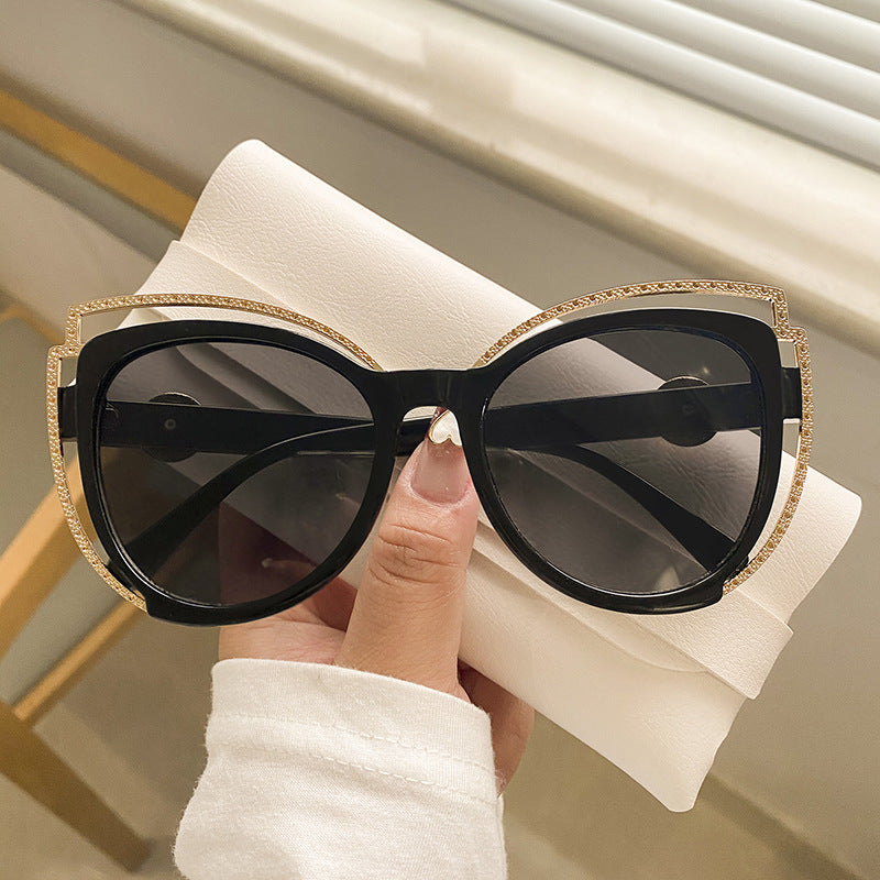 Damen Cat-Eye Sonnenbrille mit funkelndem Detail Karnz