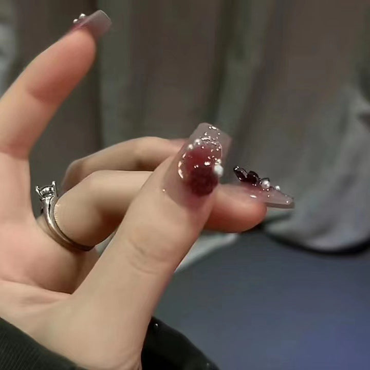 Blumengeschmücktes Press-On-Nagelkunst-Set