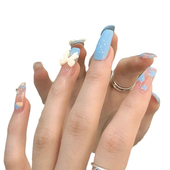 Künstlerische Nagelverlängerungen