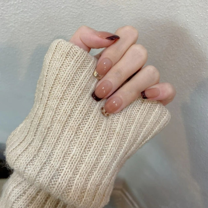 Premium Künstlerische Nagelverlängerungen mit Eleganten Tips