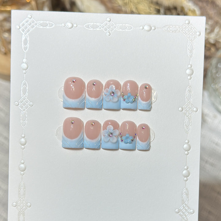 Floral Fantasy Press-On Nail Art Set Karnz