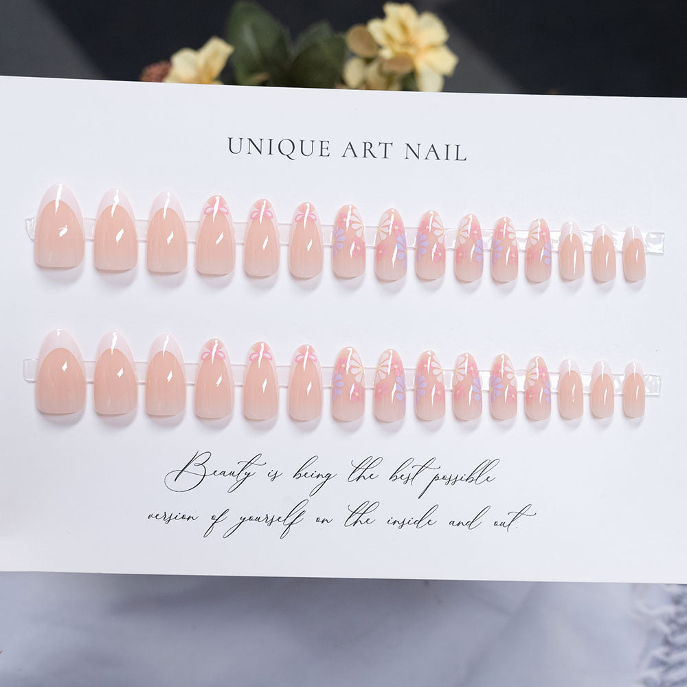 Elegantes Artikuliertes Press-On Nagelset