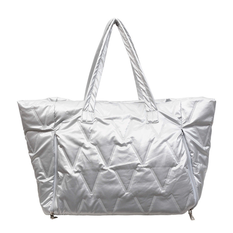 Isolierte Mode Tragetasche Karnz