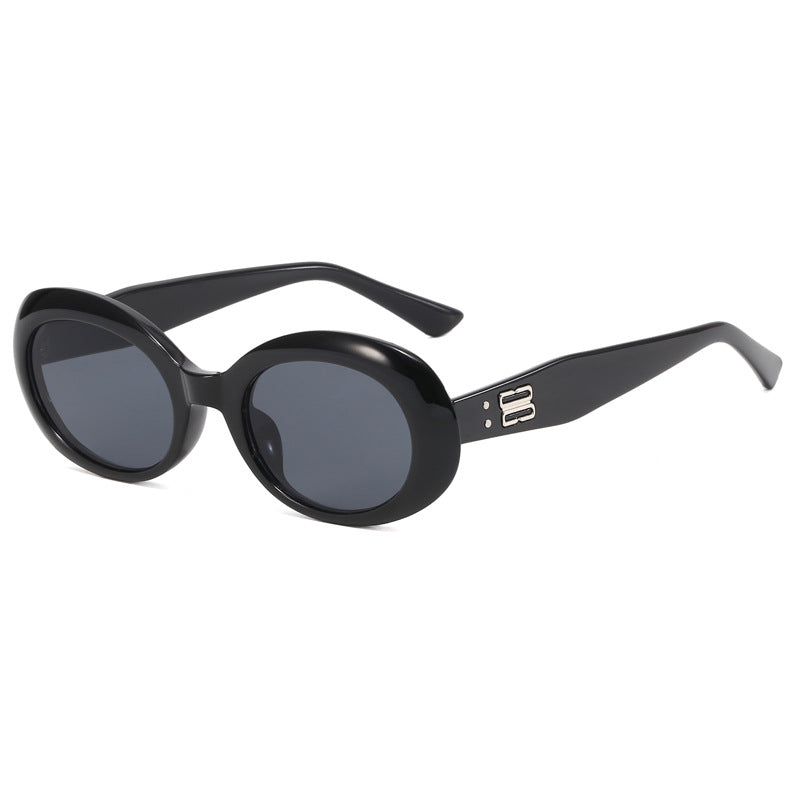 Damen Retro-inspirierte Sonnenbrille mit breitem Rahmen Karnz