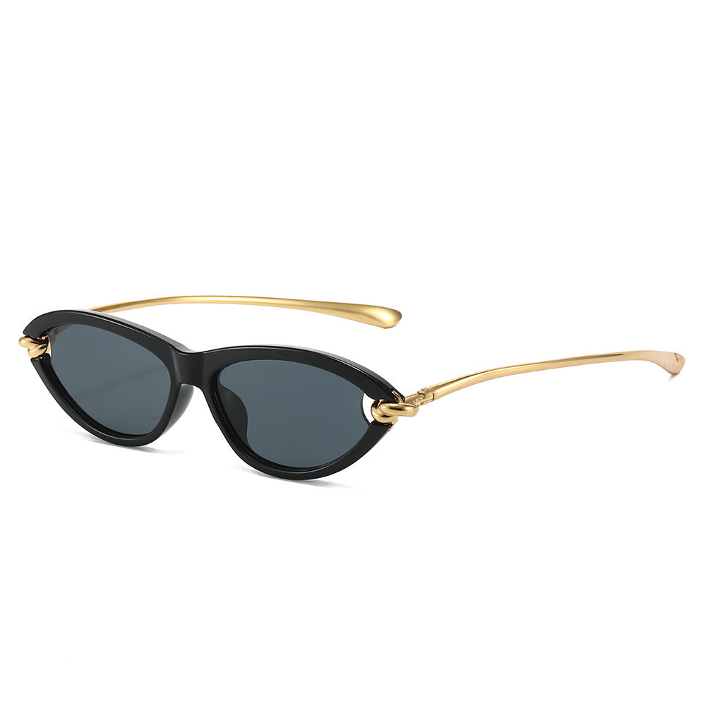 Chic Cat-Eye Sonnenbrille mit goldenen Akzenten Karnz