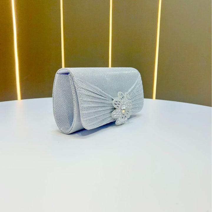 Dekorativer Strassblumen Abend-Clutch