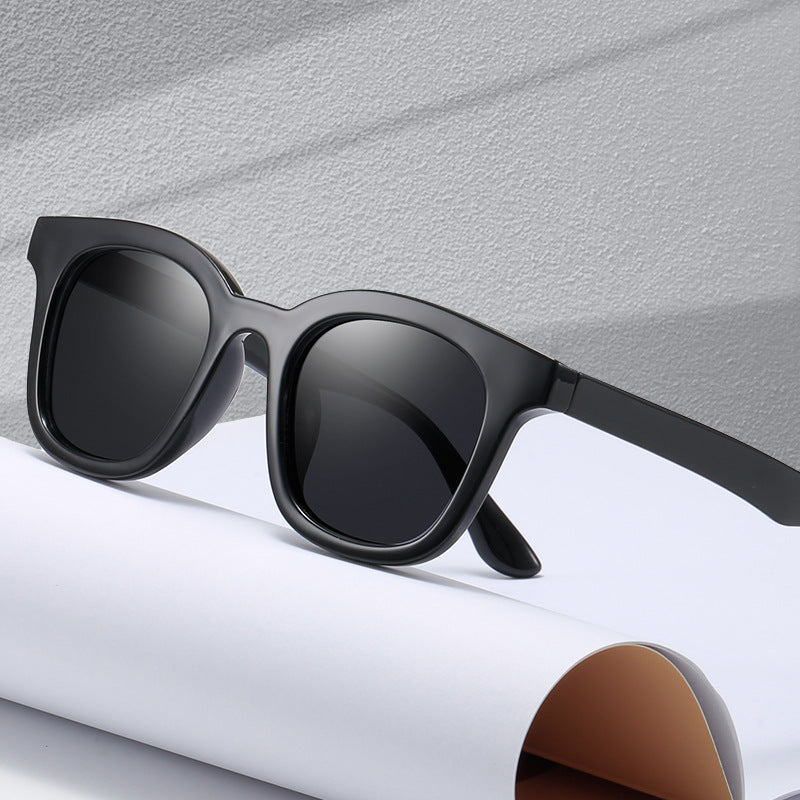 Damen Modische Oversized-Sonnenbrille mit luxuriösem Design Karnz
