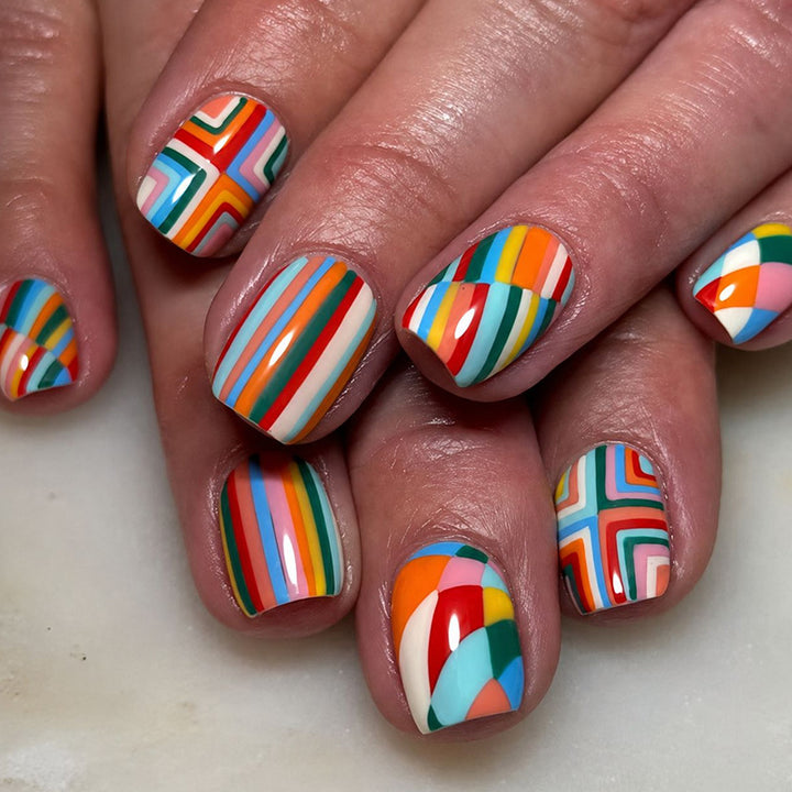 Künstlerisches Multi-Pattern Nagelkunst-Set Karnz