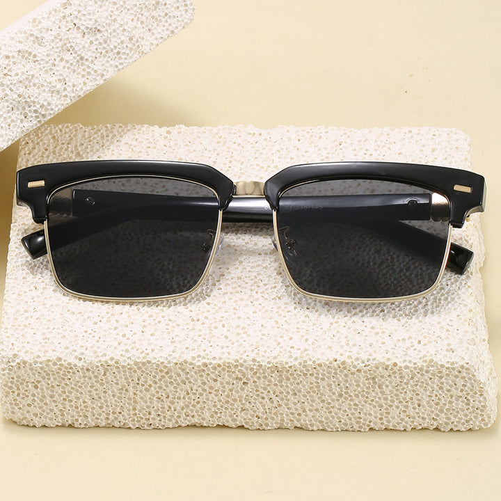 Modische Sonnenbrille mit Quadratischem Rahmen und Stilvollem Design Karnz