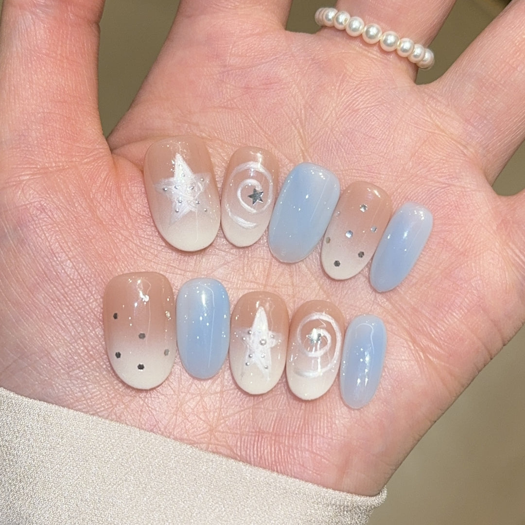 Künstliche Nagelspitzen Im Funkelnden Sternen-Design Karnz