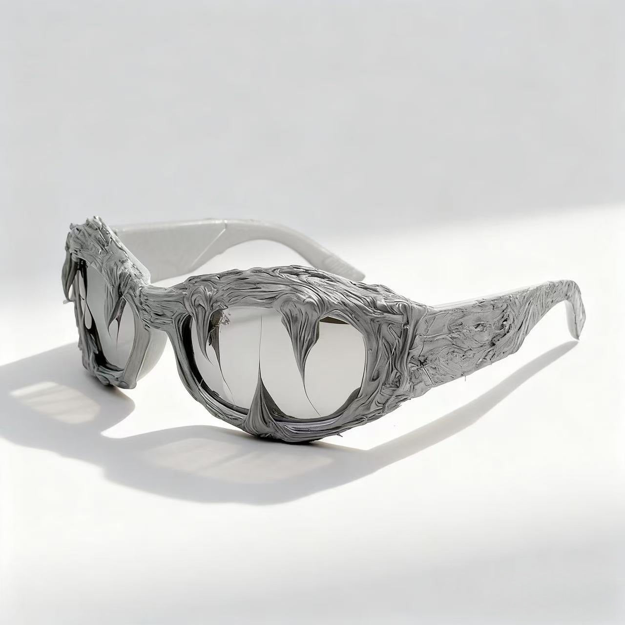 Damen futuristische Design-Sonnenbrille mit einzigartiger strukturierter Oberfläche Karnz