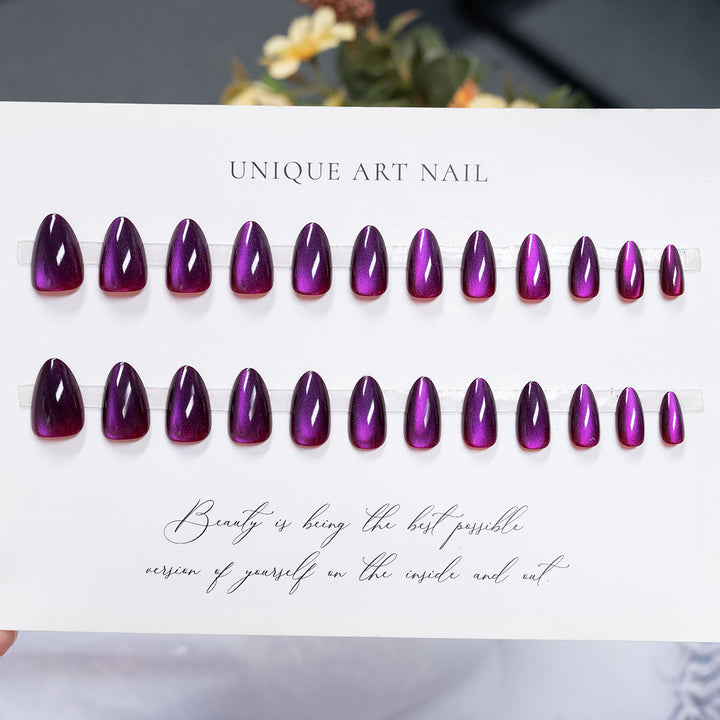 Glänzendes Press-On Nagelkunst Set